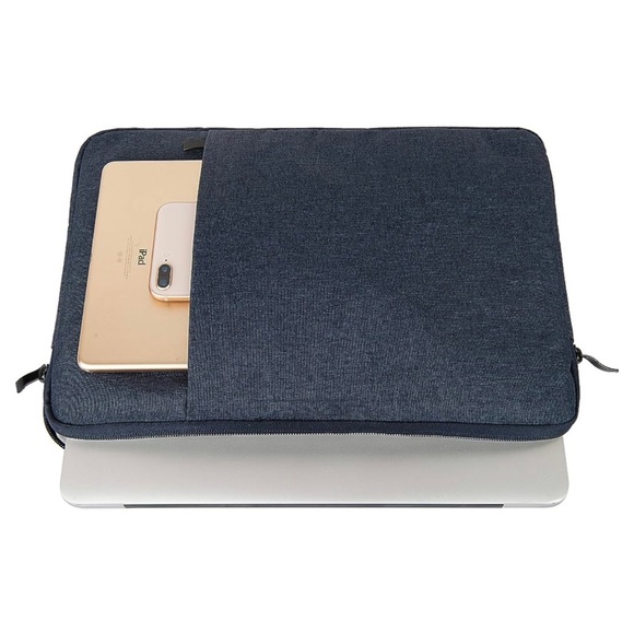 MacBook Air 13’ Case+Sleeve Set - Picture 5 of 7